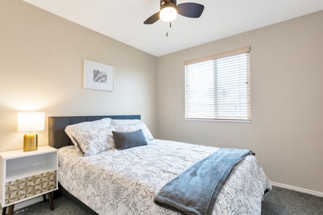 Building Photo - 6167 Eagle Nest Dr