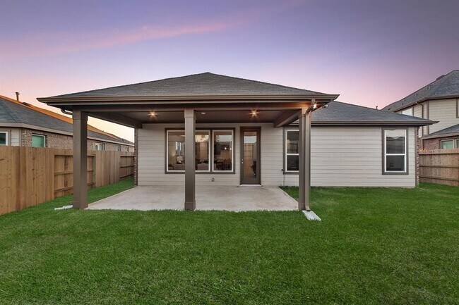 Building Photo - 25206 Farmdale Ln