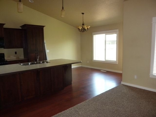 Building Photo - 18424 Spicebush Ave