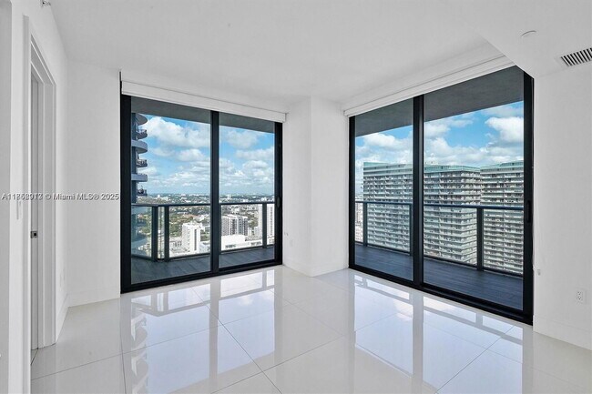 Building Photo - 1300 S Miami Ave