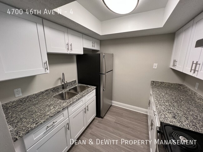 Building Photo - 4700 46th Ave N