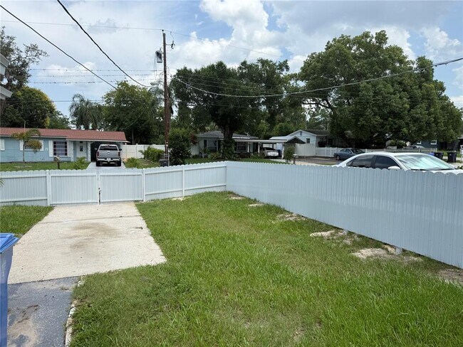 Building Photo - 7015 Filbert Ln