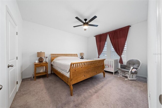 Building Photo - 1485 Effra Wy