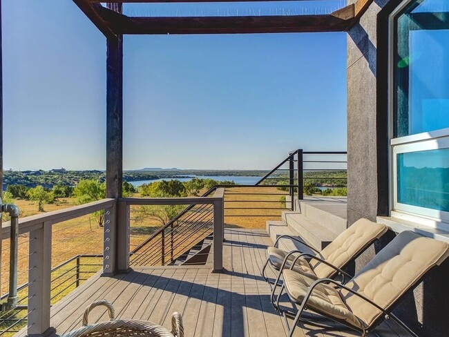 Building Photo - 46 Bonita Vista Dr