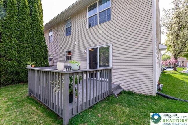 Building Photo - 2717 Tamlynn Ln