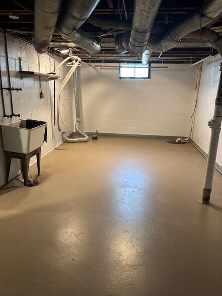 Laundry Room - 3520 37th st