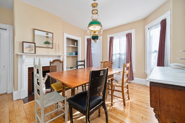 Building Photo - 53 Prescott St