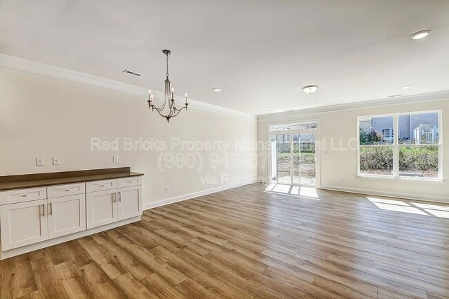 Building Photo - 4023 Black Ct