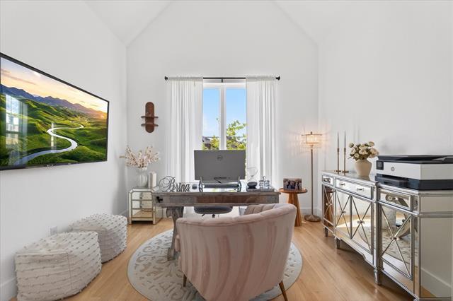 Building Photo - 3320 Crescent Ln