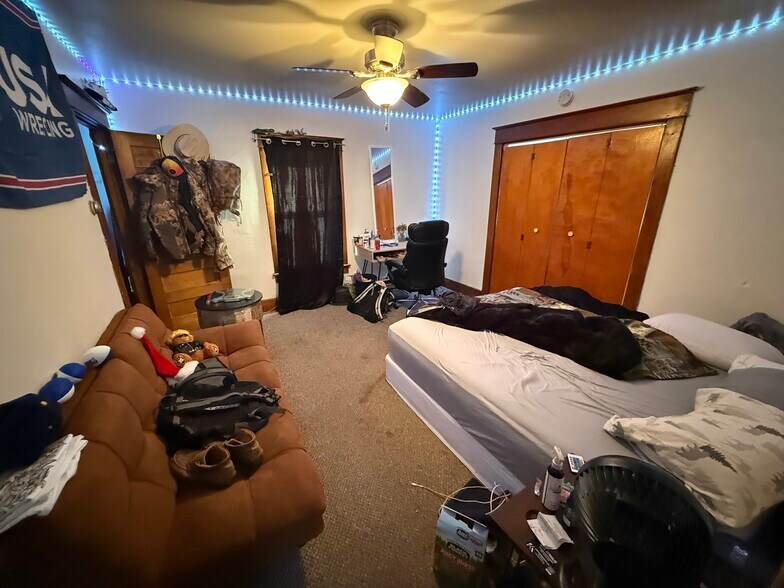 Building Photo - 511 2nd Ave