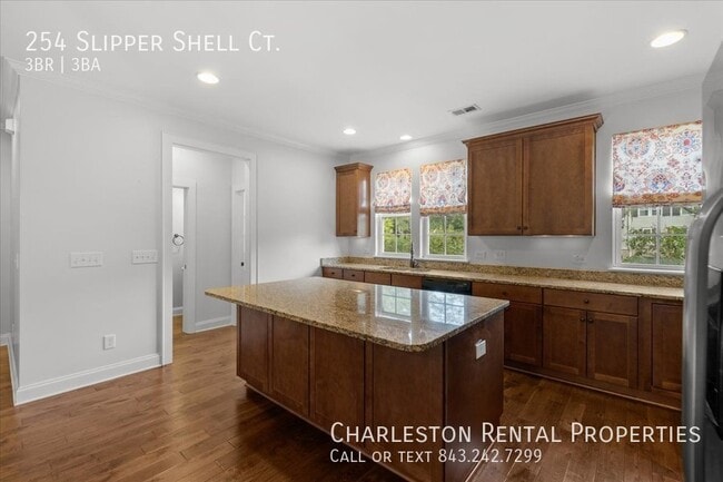 Building Photo - 254 Slipper Shell Ct