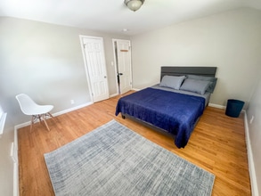 Building Photo - 5758 Oldtown St
