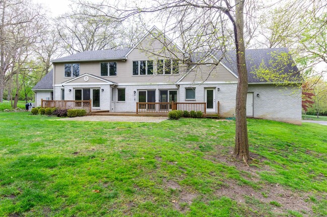 Building Photo - SOPHISTICATED COMFORT in HISTORIC FRANKLIN