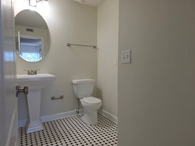 Building Photo - Two Bedroom Condo at Miriada Condominiums in Orlando
