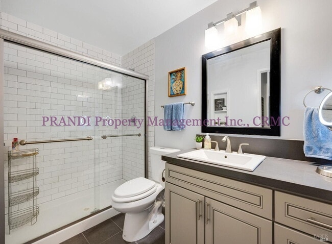 Building Photo - 85 Gazania Ct