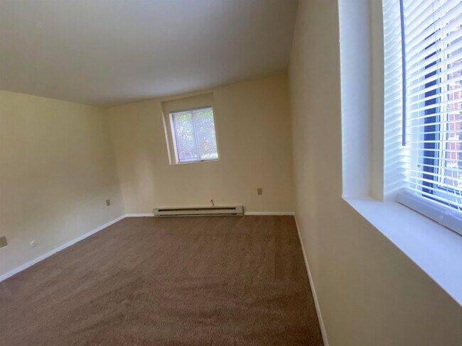 Building Photo - 93 West St