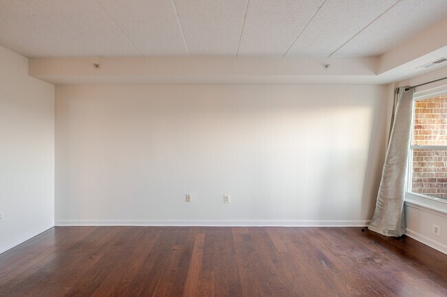 Building Photo - 2605 Douglass Pl SE