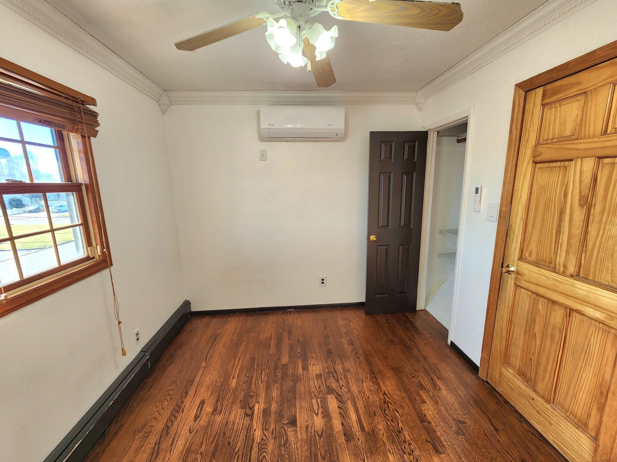 Building Photo - 30 Wilson St