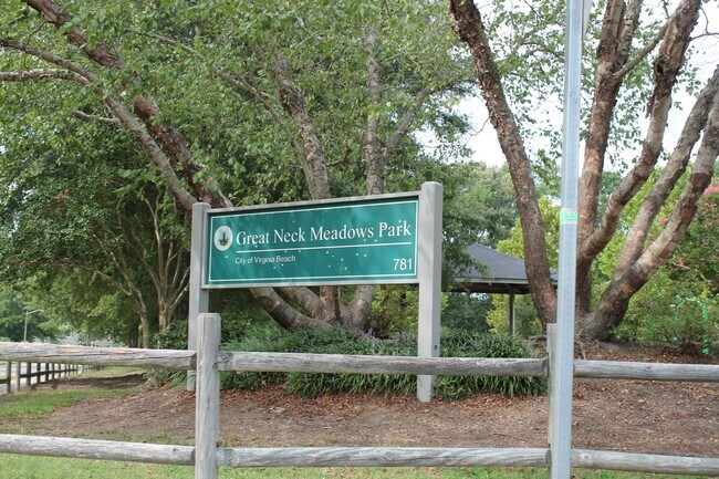 Building Photo - Great Neck Pool Home! First-Time Rental Available NOW! Pet Friendly - Corner Lot - Top Schools!