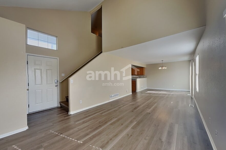 Building Photo - 3009 Armadillo Ct