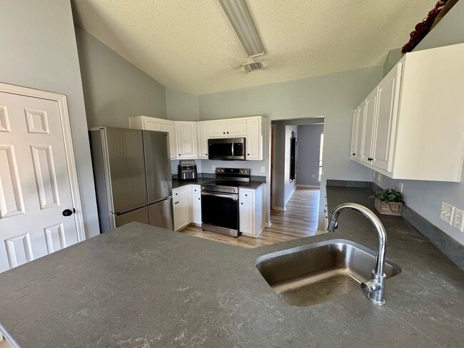 Building Photo - 10033 Parker Lake Cir