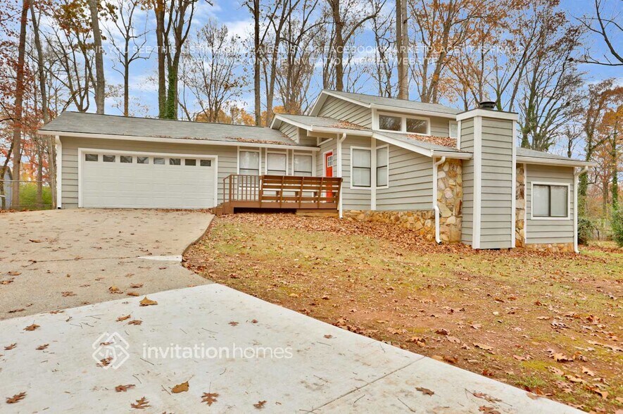 Building Photo - 4061 Oak Stone Dr