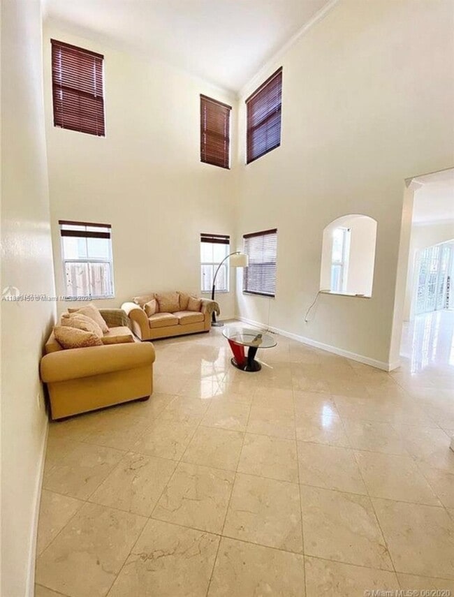 Building Photo - 11350 NW 82nd Terrace