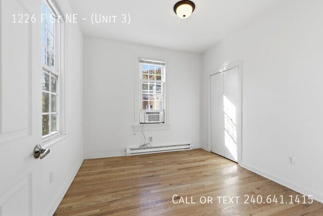 Building Photo - 1226 F St NE