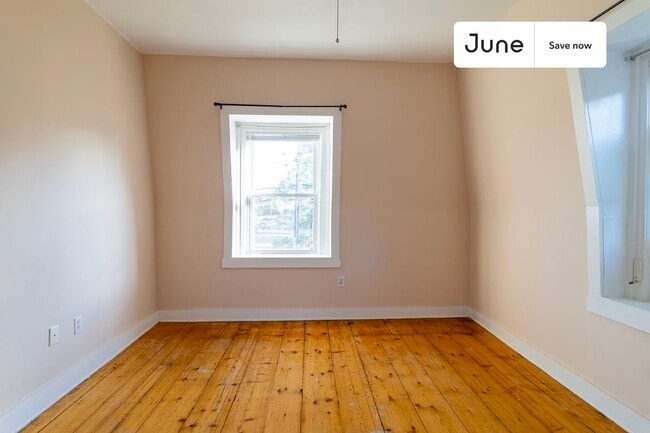 Building Photo - 290 Lincoln St