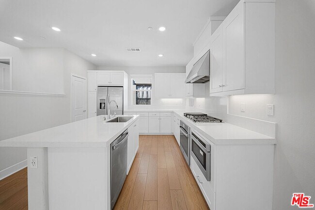 Building Photo - 2413 Little Rock Lane