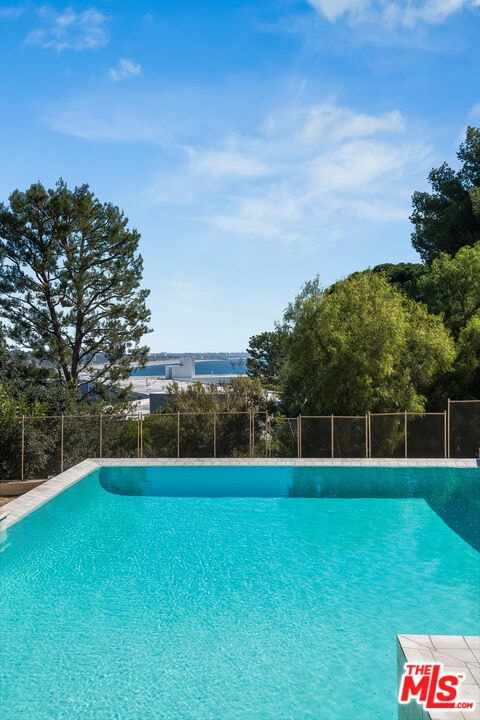 Building Photo - 17390 Tramonto Dr