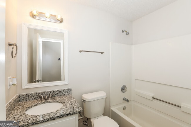 Building Photo - 3719 Upton Ct