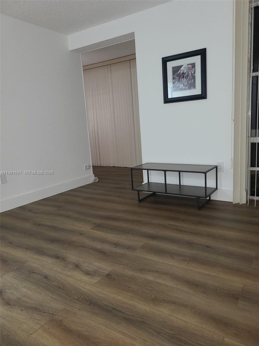 Building Photo - 20005 NE 3rd Ct