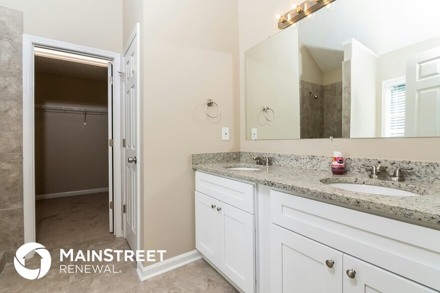 Building Photo - 241 Derby Dr