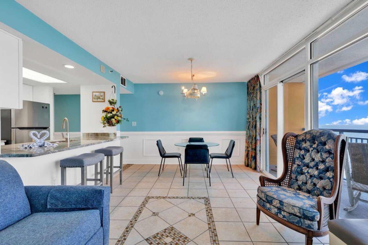 Building Photo - 1700 N Ocean Blvd