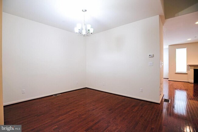 Primary Photo - 339 Pennycress Rd