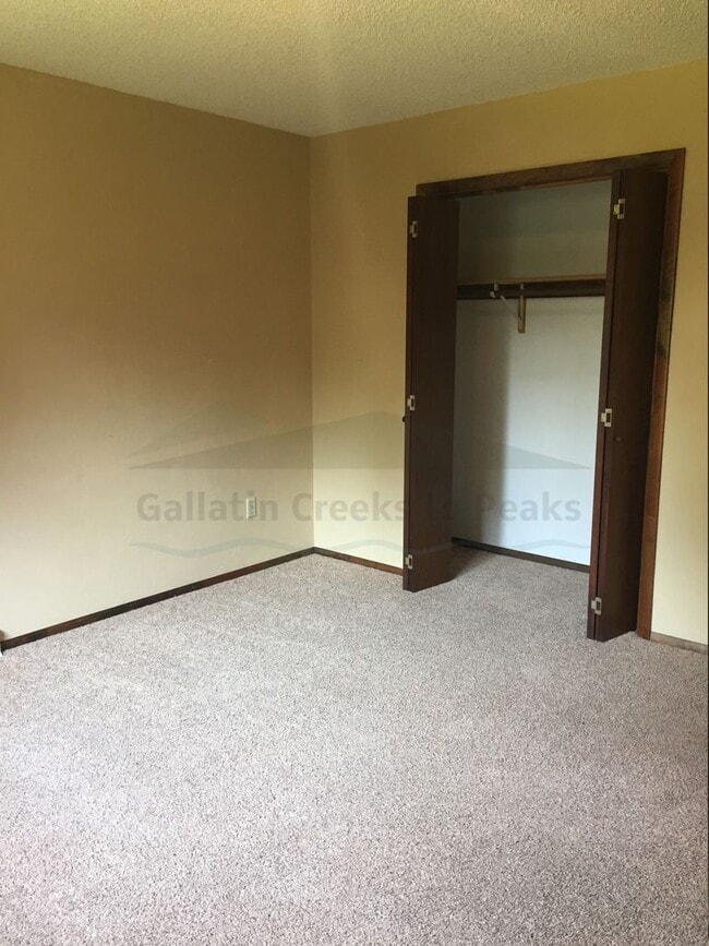 Building Photo - 3BD/2BA Single Family Home