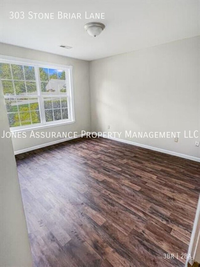 Building Photo - 303 C-2-151