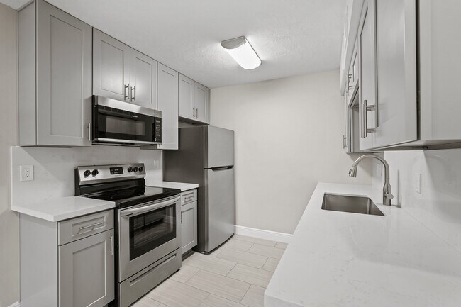 Building Photo - 2350 Bering Dr