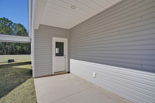 Building Photo - Beautiful  3 bed 2 bath Home in Hampstead