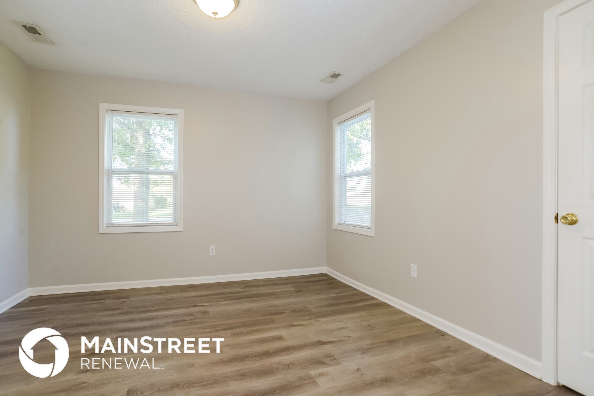 Building Photo - 8524 W 86th St