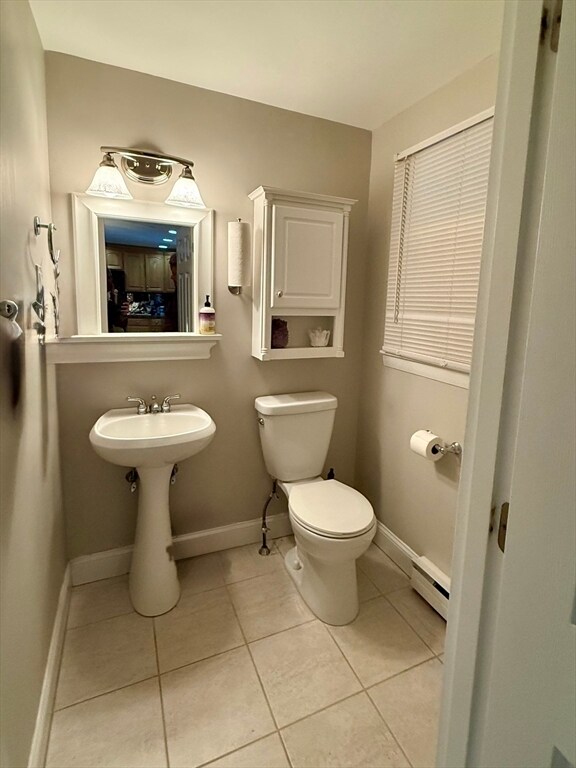 Building Photo - 8 Maylane Dr