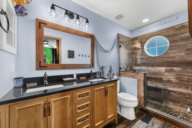 Building Photo - 8401 Secret Key Cove