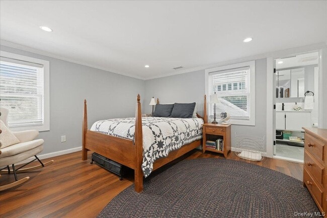 Building Photo - 5 Carlton Ave