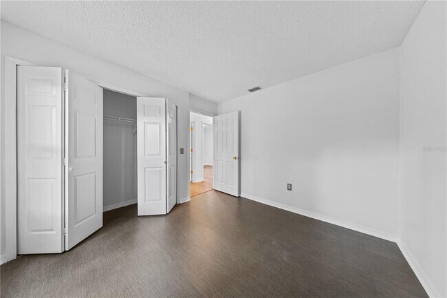 Building Photo - 308 Silver Pine Dr