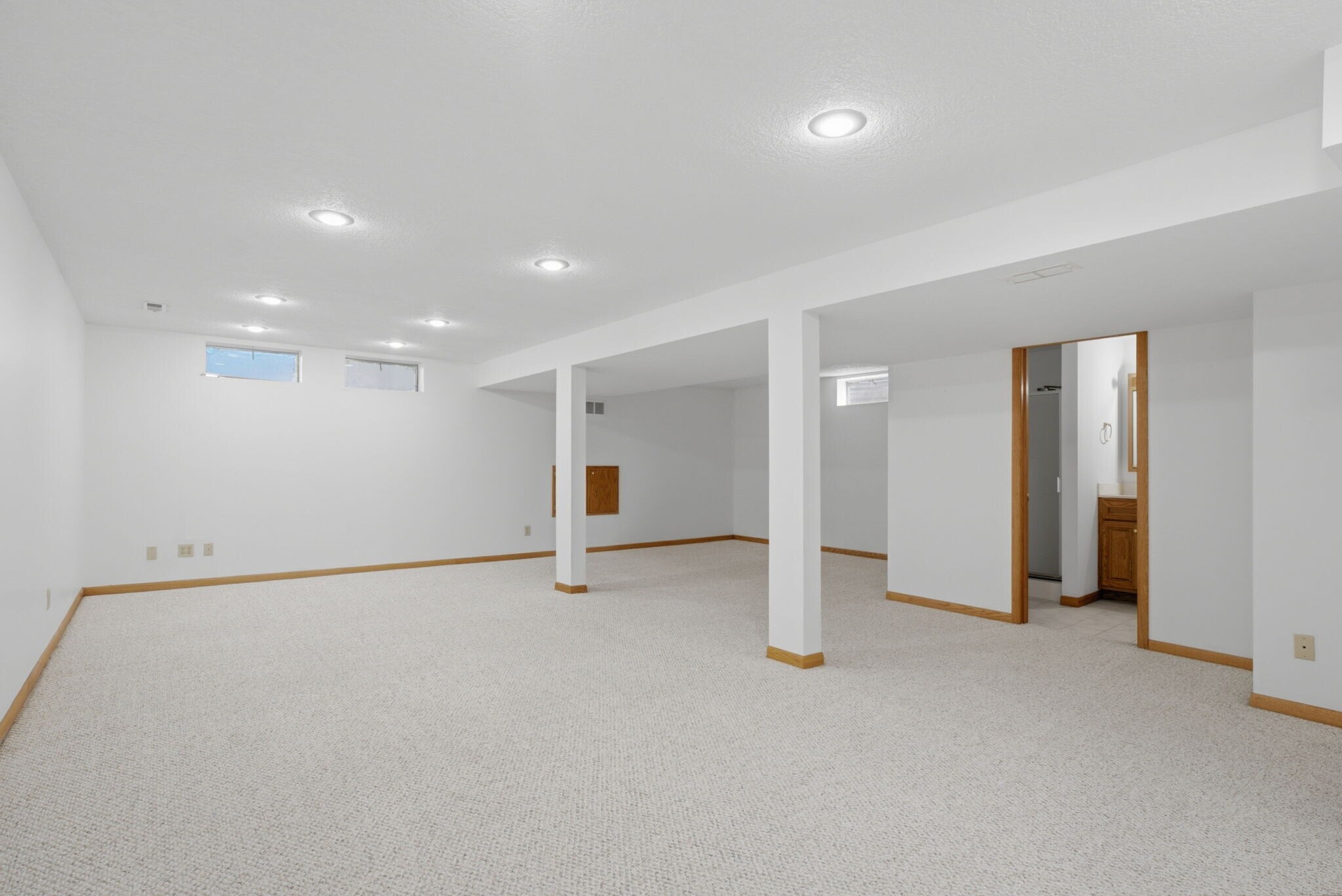 Building Photo - 4813 Surrey Ct
