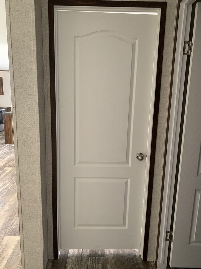 Building Photo - 100 Bristol St