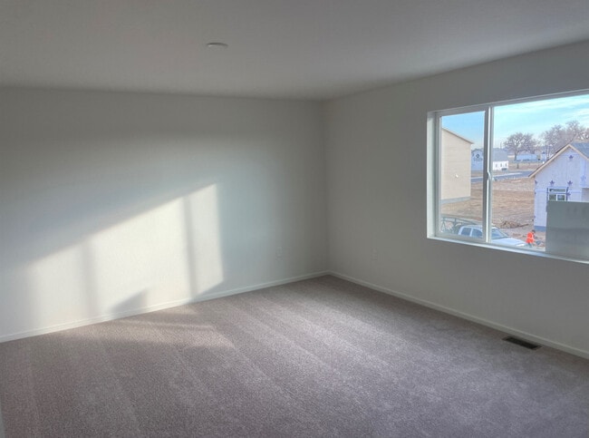Building Photo - 1621 Alfalfa Ln
