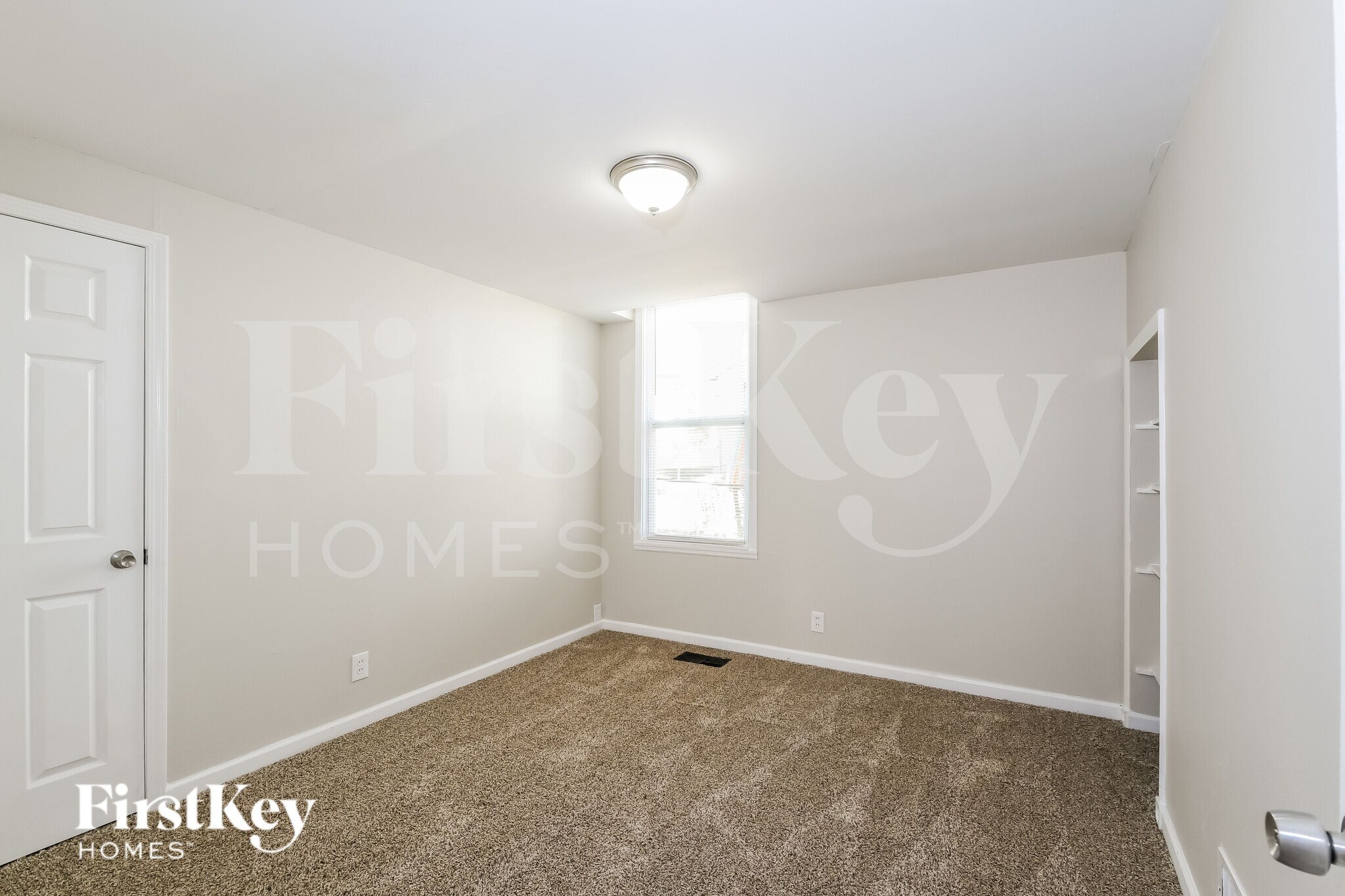 Building Photo - 929 Wachtel Ave