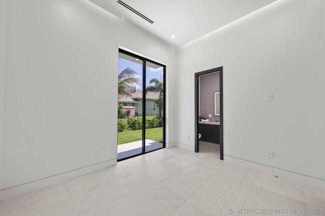 Building Photo - 6676 NW 66th Way